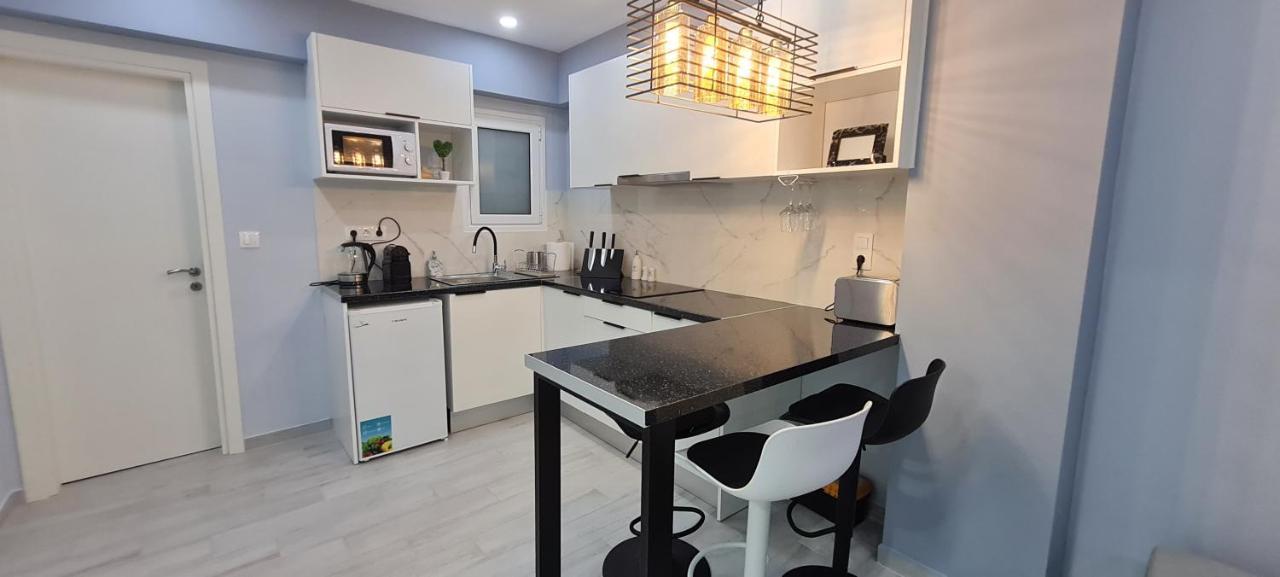 Cozy Apartment With Garden Near Town Center, Fully Renovated. Athen Eksteriør billede