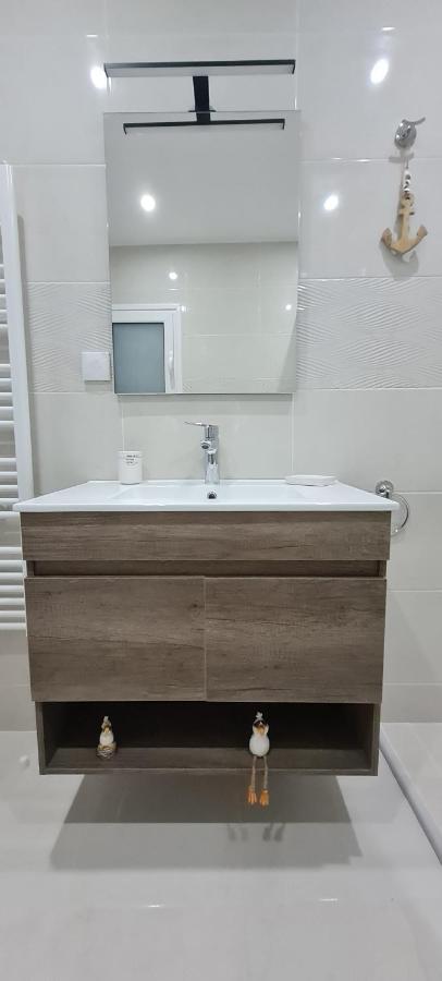 Cozy Apartment With Garden Near Town Center, Fully Renovated. Athen Eksteriør billede