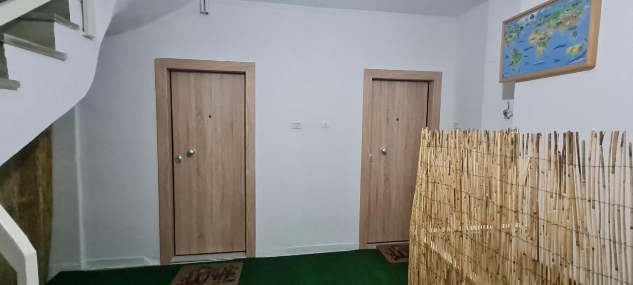 Cozy Apartment With Garden Near Town Center, Fully Renovated. Athen Eksteriør billede